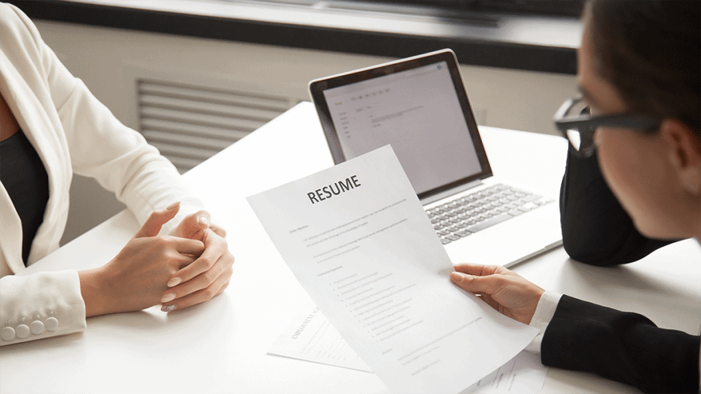 3 Successful Ways Through Which You Can Handle Employment Gaps on Your Resume