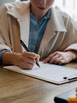 6 Tricks that Can Help You Build an Impressive Resume While Applying for a Job